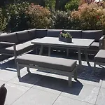 Large With Pool And Garden Holiday home